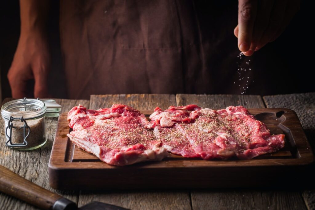 COOKING STEAK